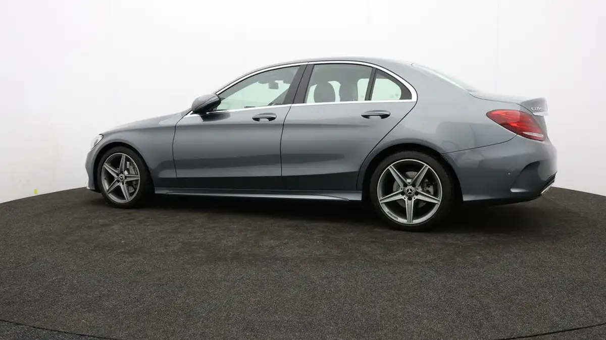 2018-mercedes-benz-c-class-21d-c220d-amg-line-ss-saloon-4d-9g-tronic-plus-big-64