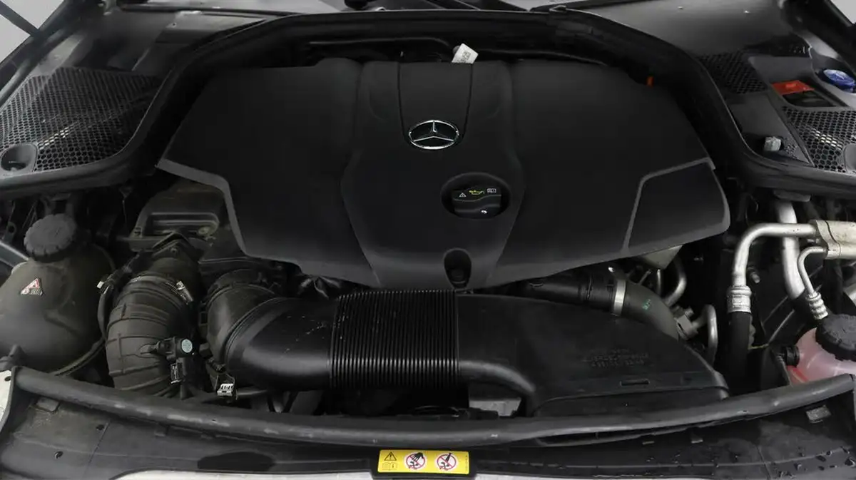 2018-mercedes-benz-c-class-21d-c220d-amg-line-ss-saloon-4d-9g-tronic-plus-big-19
