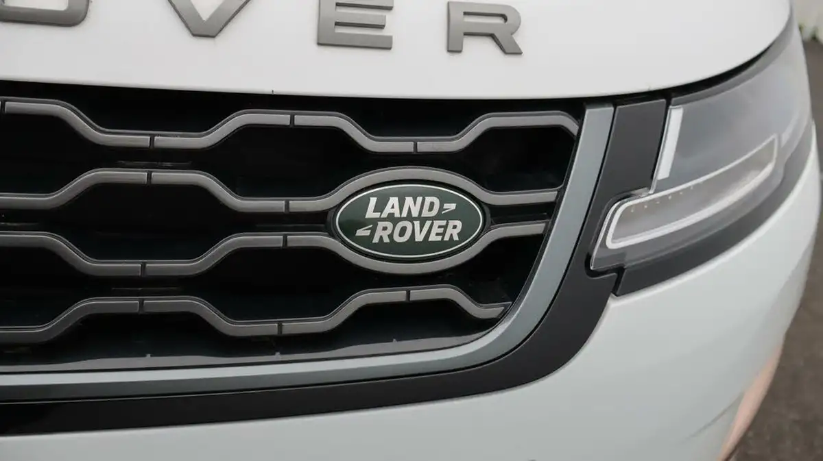 2022-land-rover-range-rover-evoque-20-d165-r-dynamic-big-22