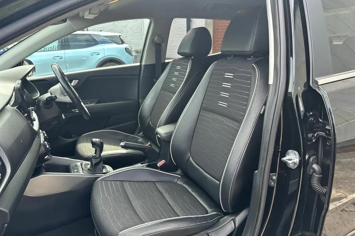 2022-kia-stonic-10-t-gdi-gt-line-118bhp-48v-big-34