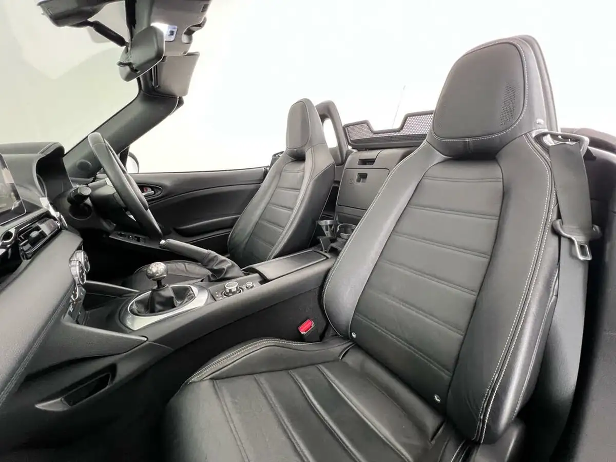 2016-fiat-124-14-multiair-124-spider-lusso-plus-big-11