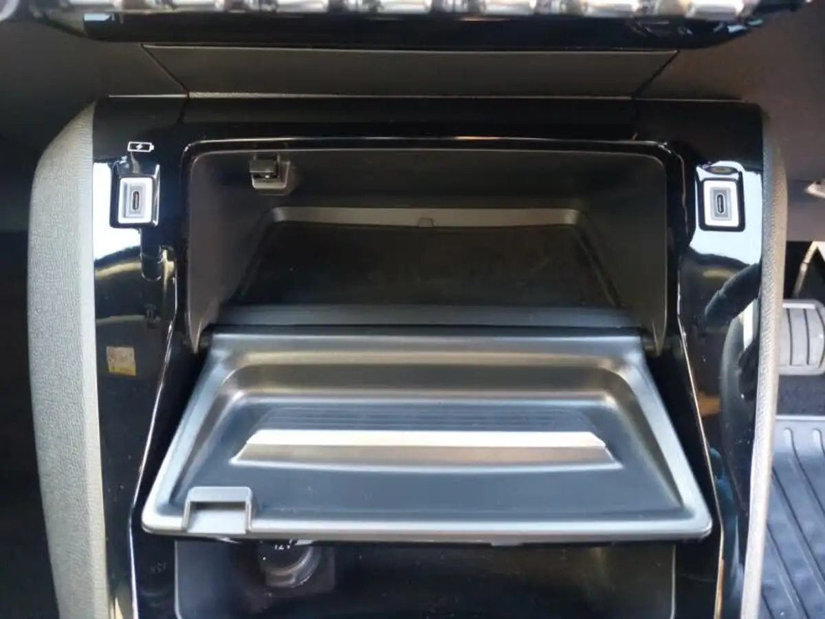 2024-peugeot-2008-suv-12-puretech-allure-130ps-eat8-big-17