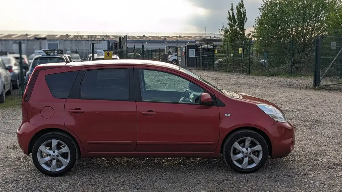 2009-nissan-note-16-tekna-auto-big-5