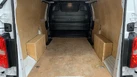2023-peugeot-expert-20-bluehdi-professional-premium-long-1400-small-24