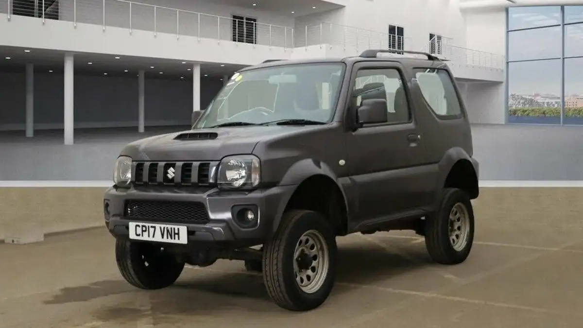 2017-suzuki-jimny-13-sz3-big-1