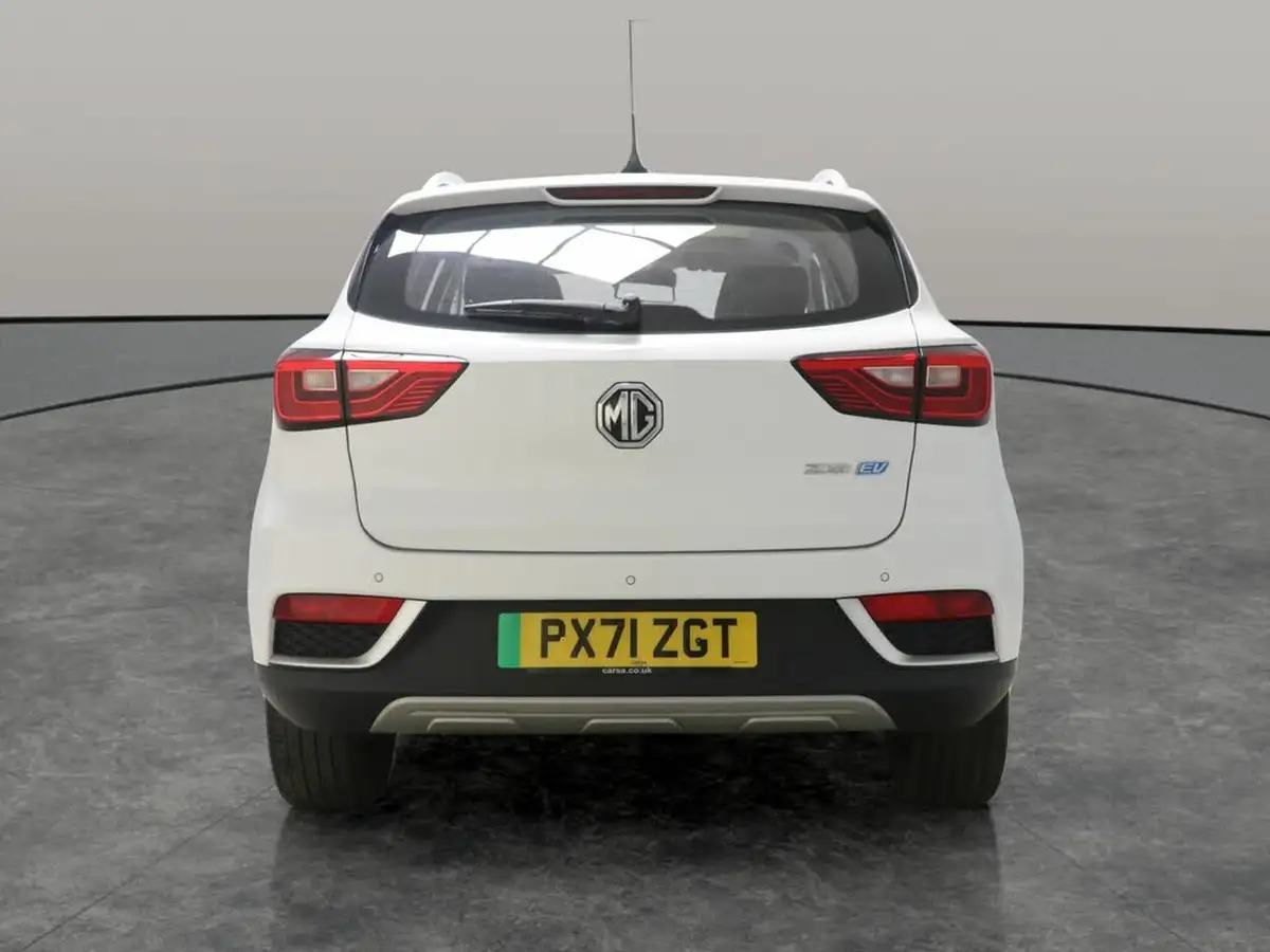 2021-mg-zs-suv-e-exclusive-ev-big-13