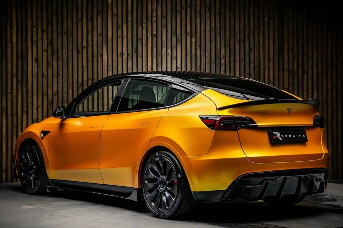 2023-tesla-model-y-e-performance-big-2