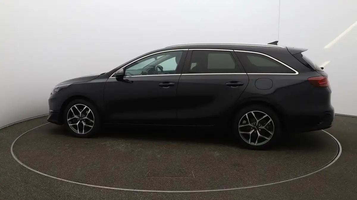 2022-kia-ceed-15-t-gdi-3-sportswagon-big-49