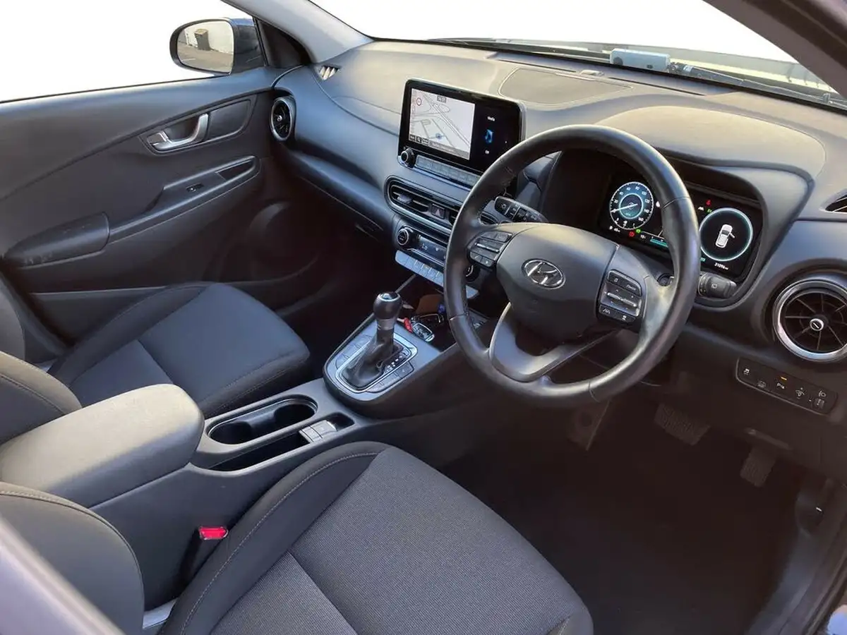2022-hyundai-kona-16-gdi-premium-big-4