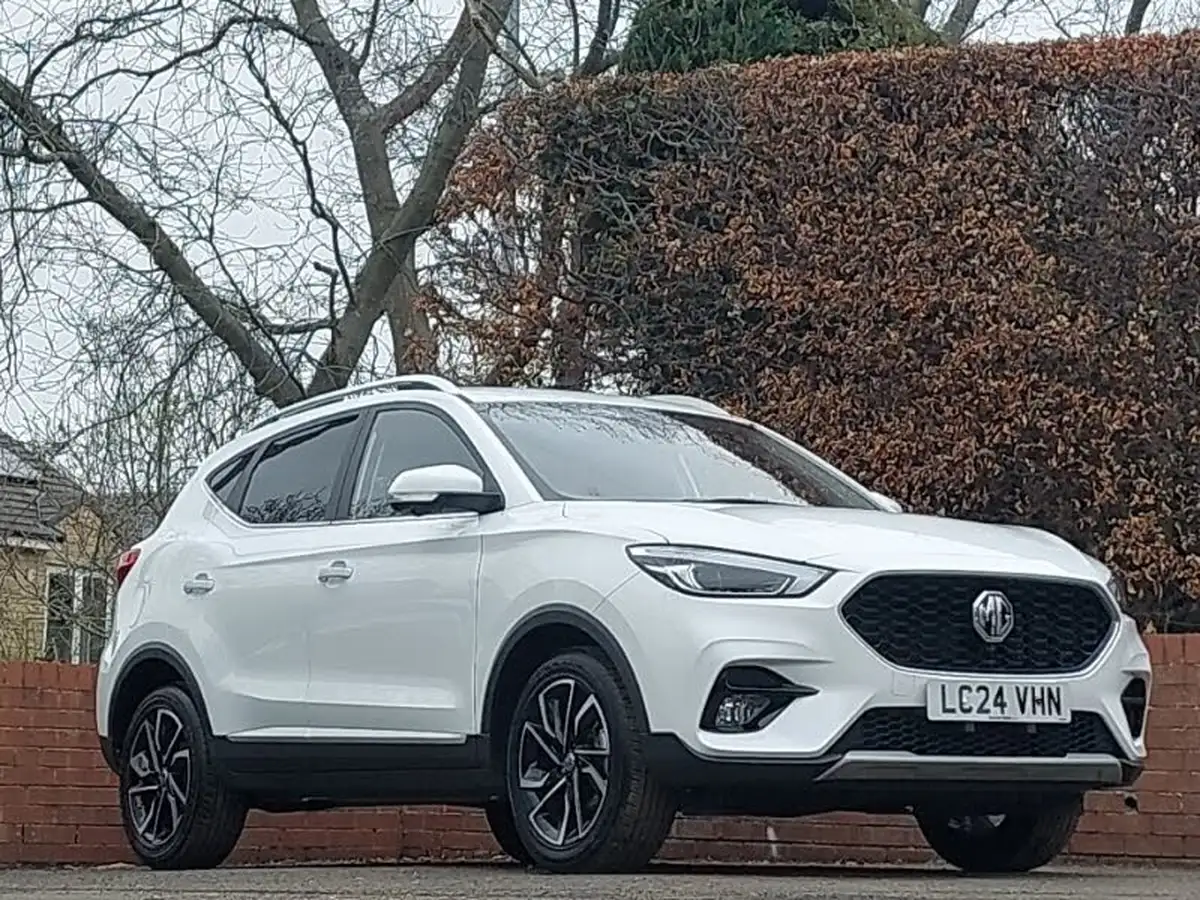2024-mg-zs-suv-15-vti-tech-exclusive-big-15