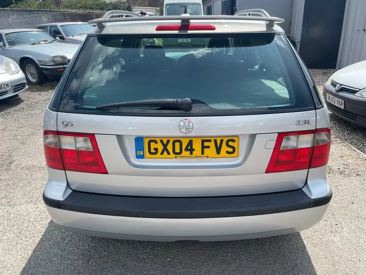 2004-saab-9-5-23-vector-estate-5d-auto-big-4