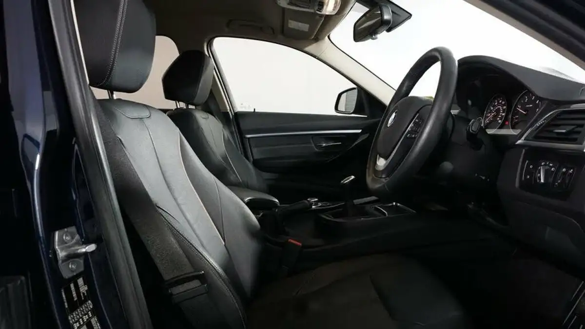 2016-bmw-3-series-20td-320d-luxury-saloon-4d-big-8