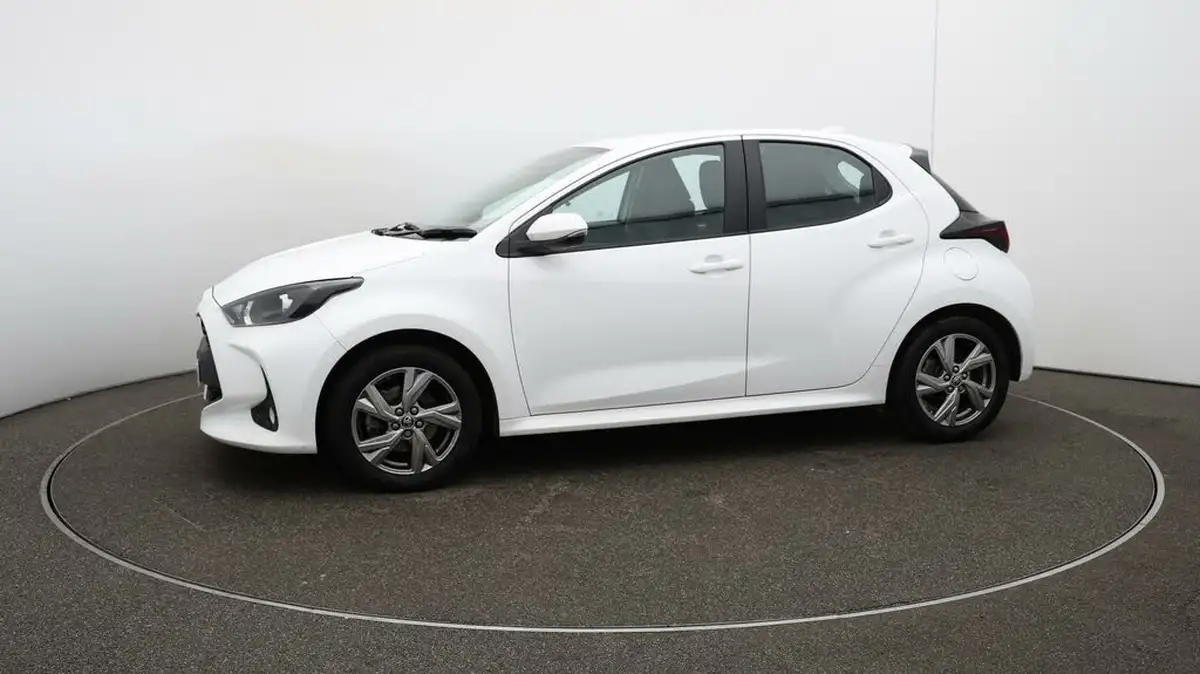 2024-toyota-yaris-15-vvt-i-icon-big-56