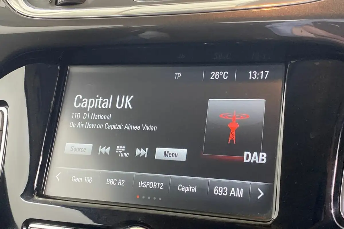 2017-vauxhall-corsa-14i-energy-ac-ecoflex-big-15