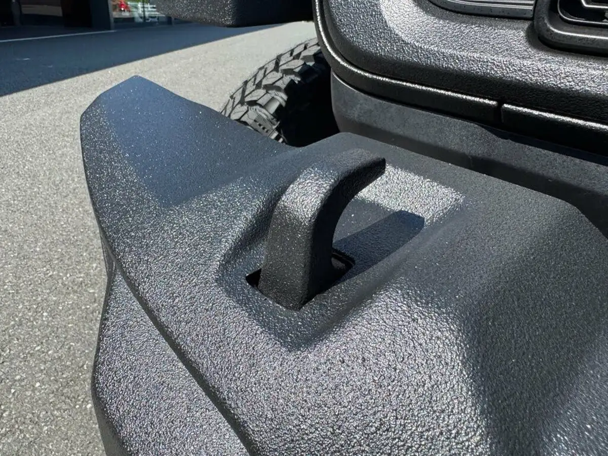 2024-jeep-wrangler-20-gme-sahara-big-25