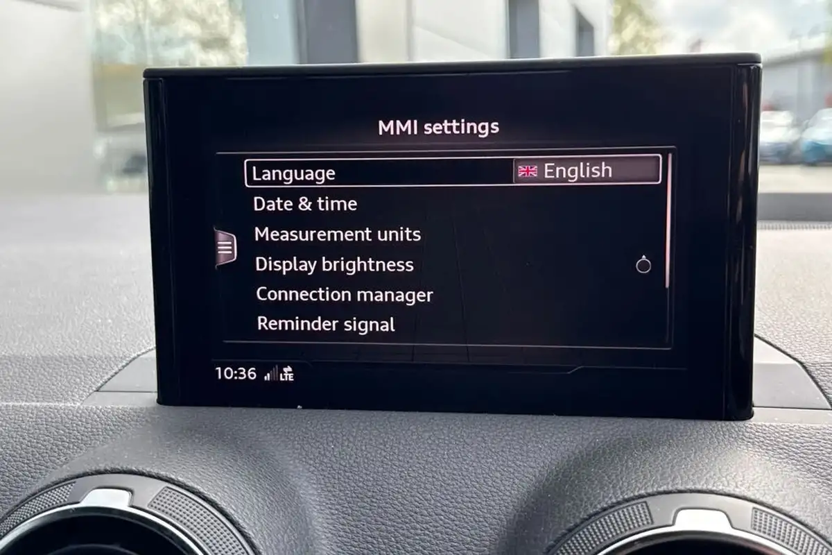 2018-audi-q2-14-tfsi-s-line-big-48