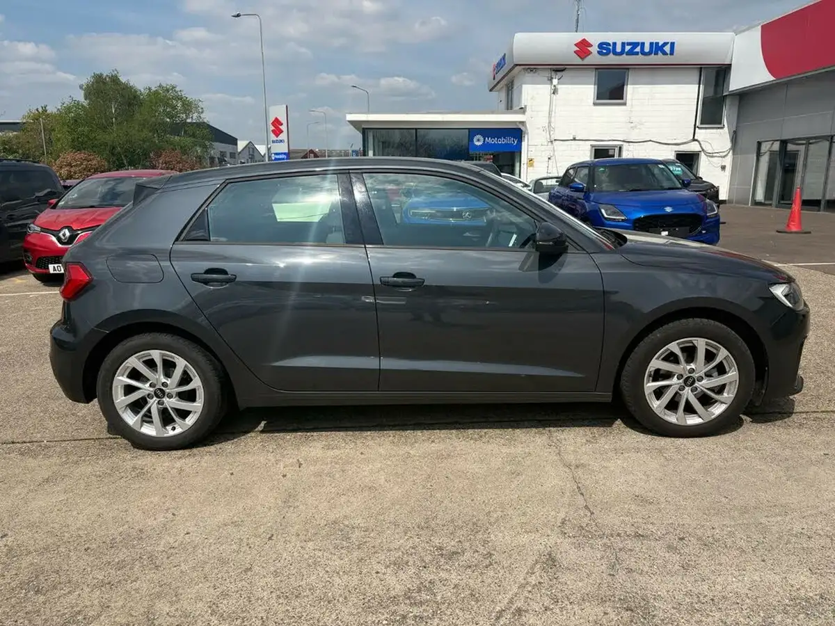 2021-audi-a1-10-25-tfsi-sport-big-3
