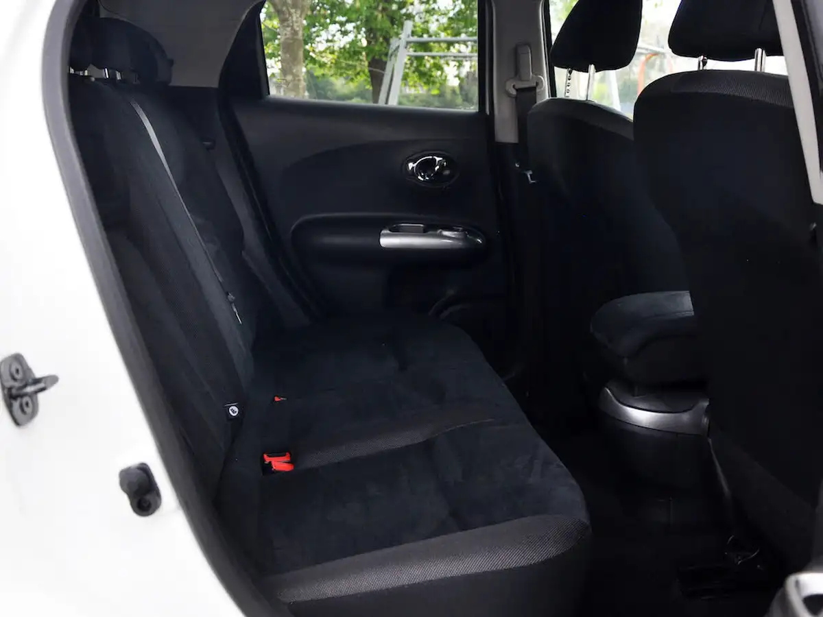 2013-nissan-juke-16-acenta-premium-big-51