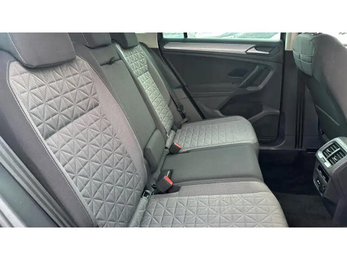 2022-volkswagen-tiguan-15-tsi-life-150ps-big-15