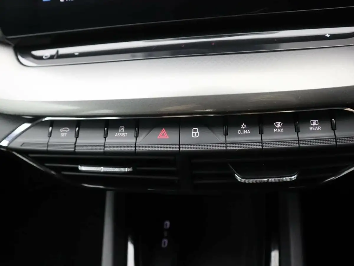 2020-skoda-octavia-15-tsi-se-technology-act-hatchback-big-16