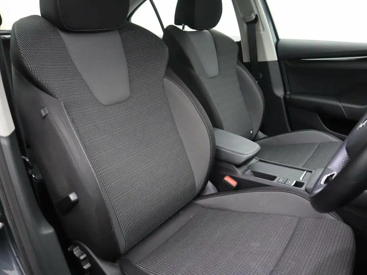2020-skoda-octavia-15-tsi-se-technology-act-hatchback-big-7
