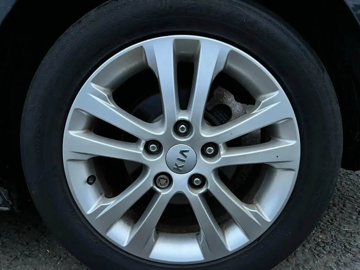 2013-kia-ceed-16crdi-2-sportswagon-auto-big-15
