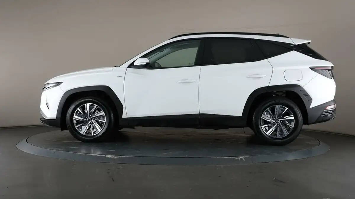 2021-hyundai-tucson-16-t-gdi-se-connect-150ps-48-volt-mhev-big-30
