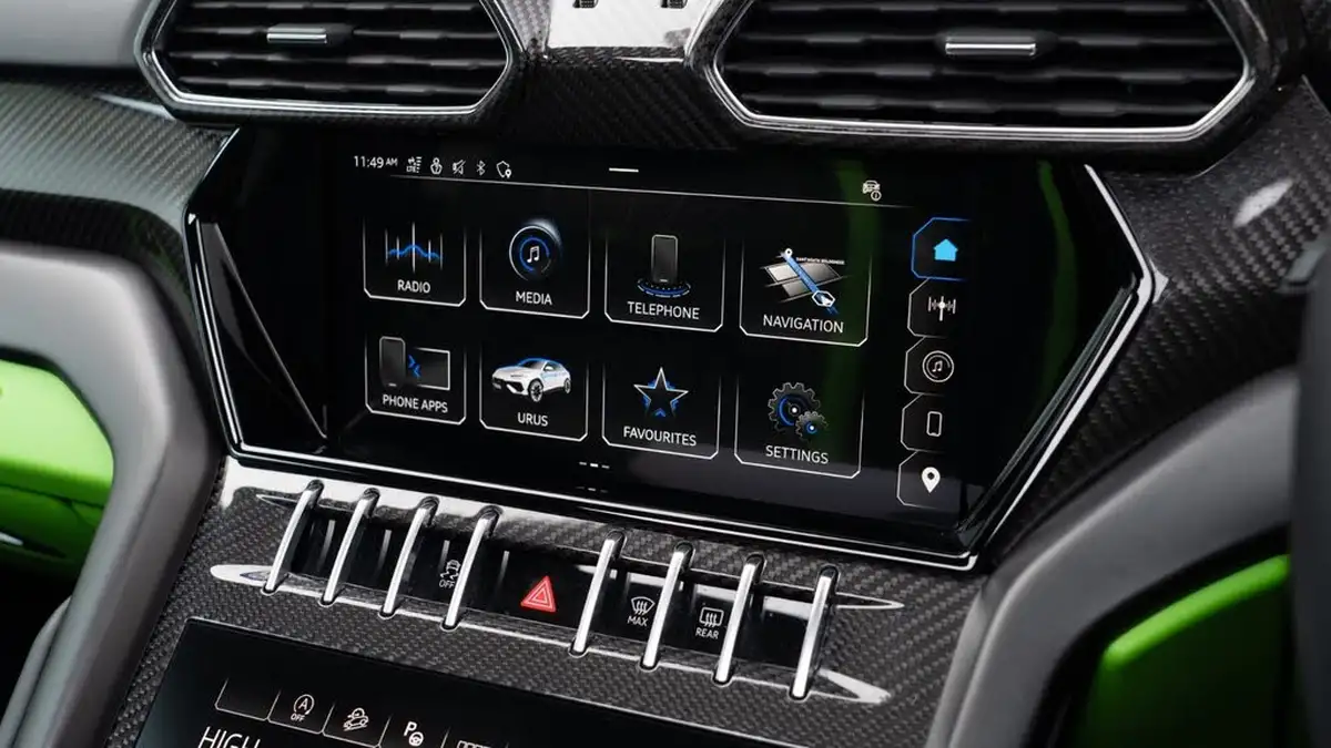 2023-lamborghini-urus-40-no-trim-big-28