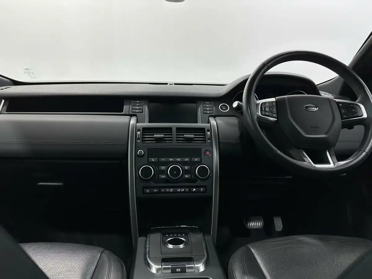 2019-land-rover-discovery-sport-20td4-landmark-big-16