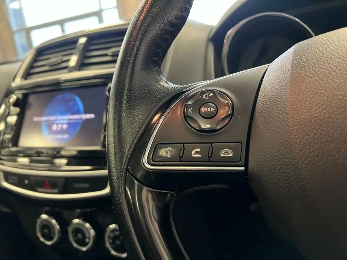 2016-mitsubishi-asx-16d-4-big-10