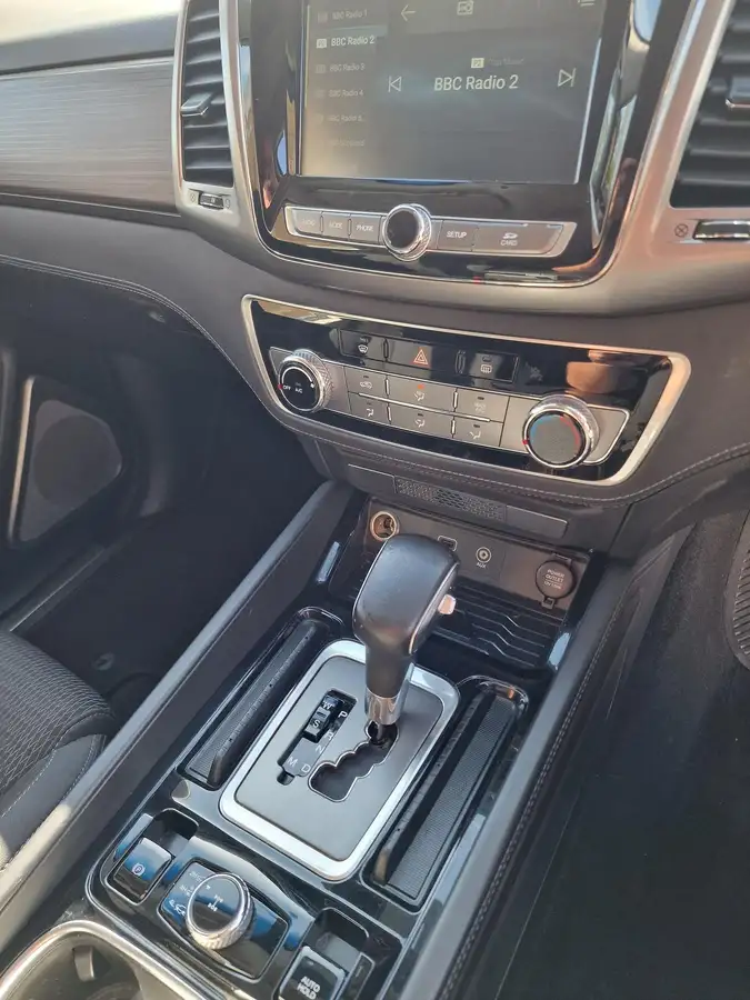 2019-kgm-ssangyong-rexton-22td-ex-t-tronic-big-26