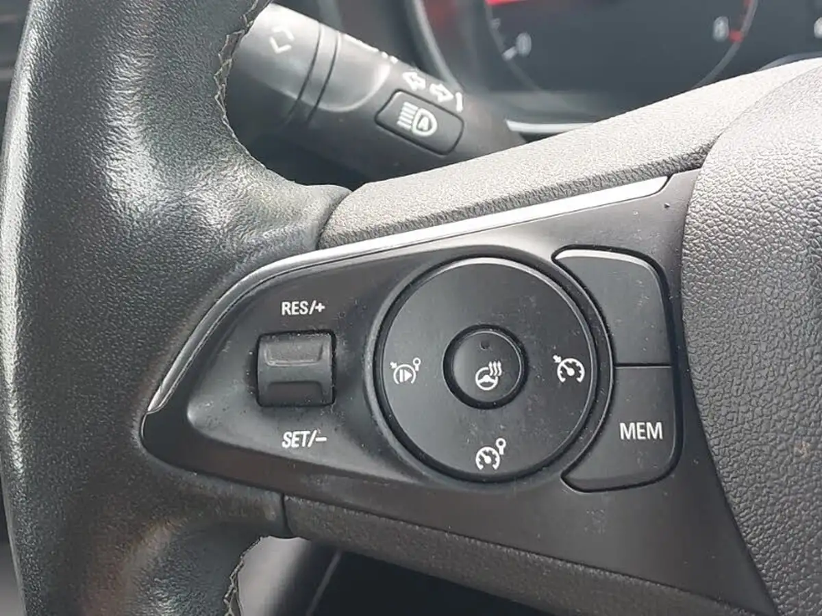 2021-vauxhall-combo-life-15-se-100ps-big-14