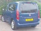 2021-vauxhall-combo-life-15-se-100ps-small-1