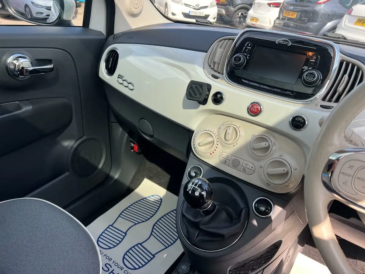 2016-fiat-500-12-lounge-big-17