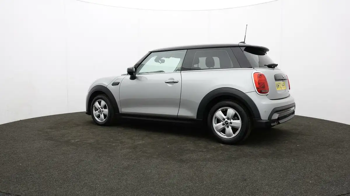 2023-mini-cooper-15-cooper-classic-premium-auto-hatchback-3d-auto-big-62