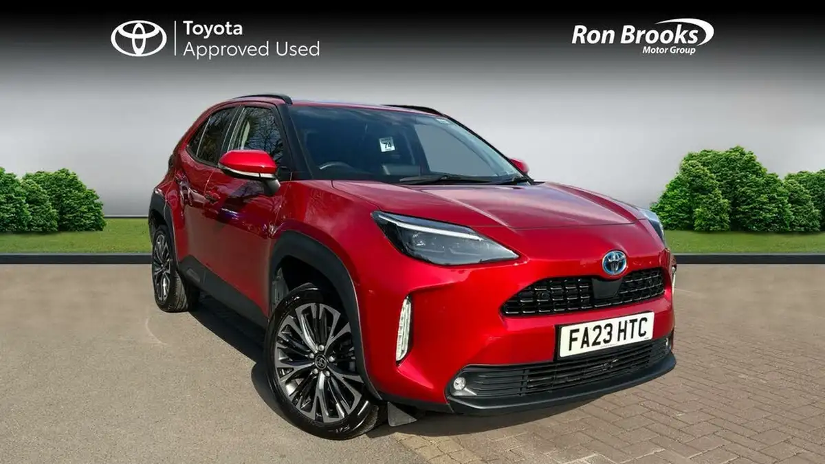2023-toyota-yaris-cross-15-vvt-i-excel-awd-i-big-0