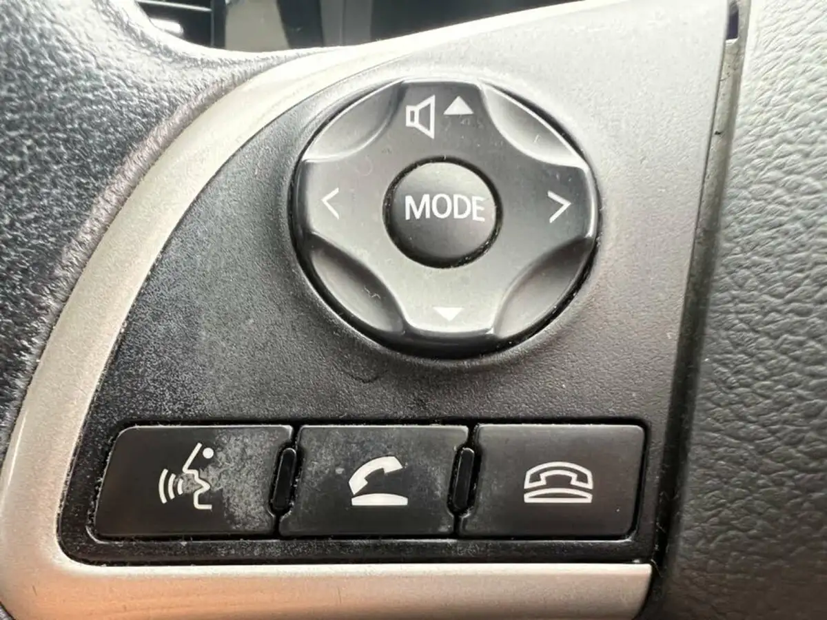 2014-mitsubishi-outlander-22di-d-gx3-7st-big-46