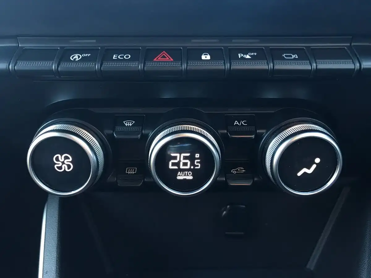 2019-dacia-duster-13-tce-techroad-130bhp-big-19