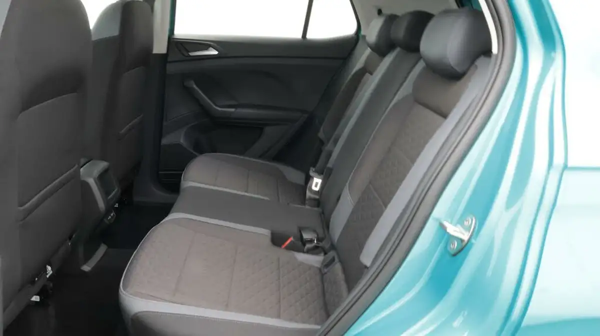 2022-volkswagen-t-cross-10-tsi-sel-dsg-big-16