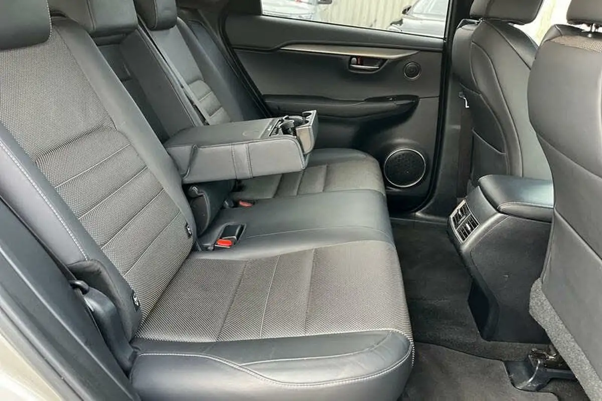 2019-lexus-nx-300h-25-f-sport-panroof-big-27