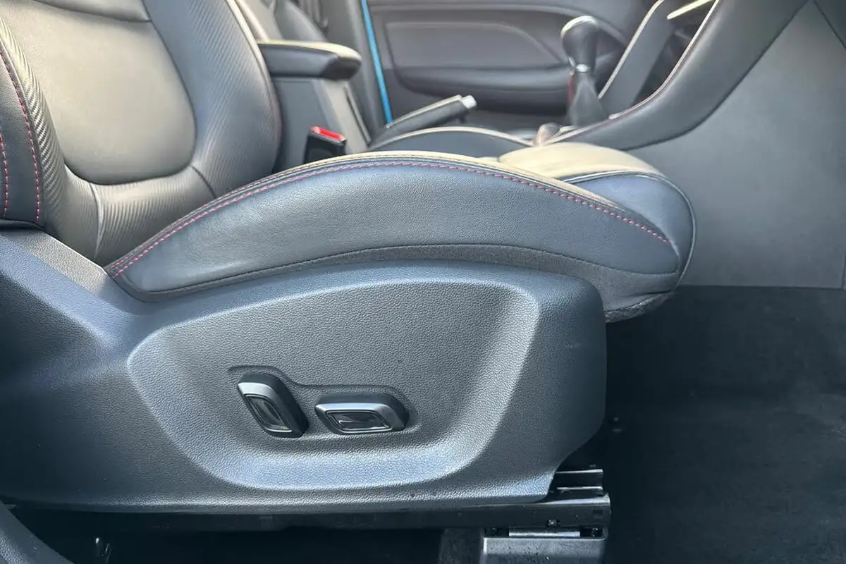 2024-mg-zs-suv-15-vti-tech-exclusive-big-23