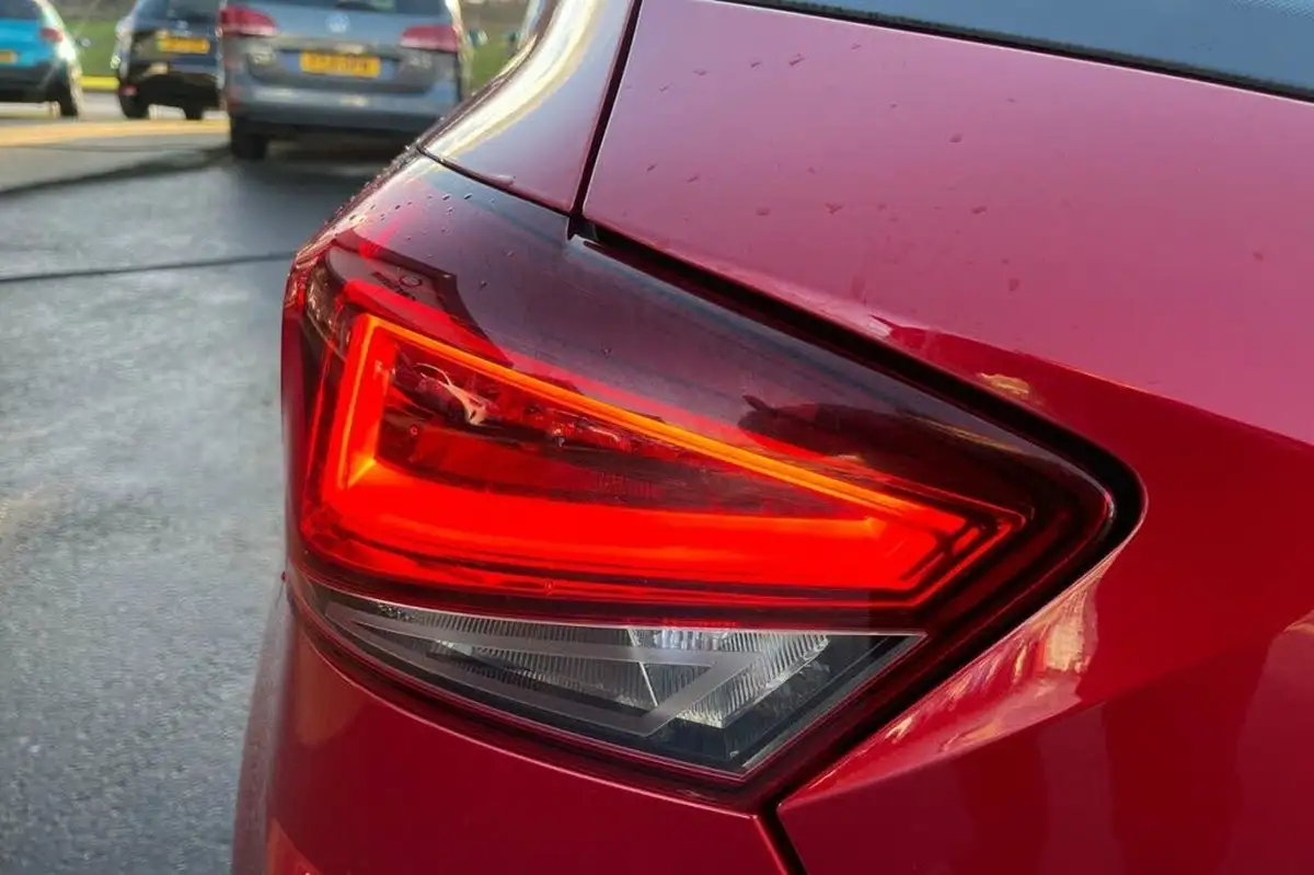 2019-seat-ibiza-10-mpi-se-technology-ss-big-31