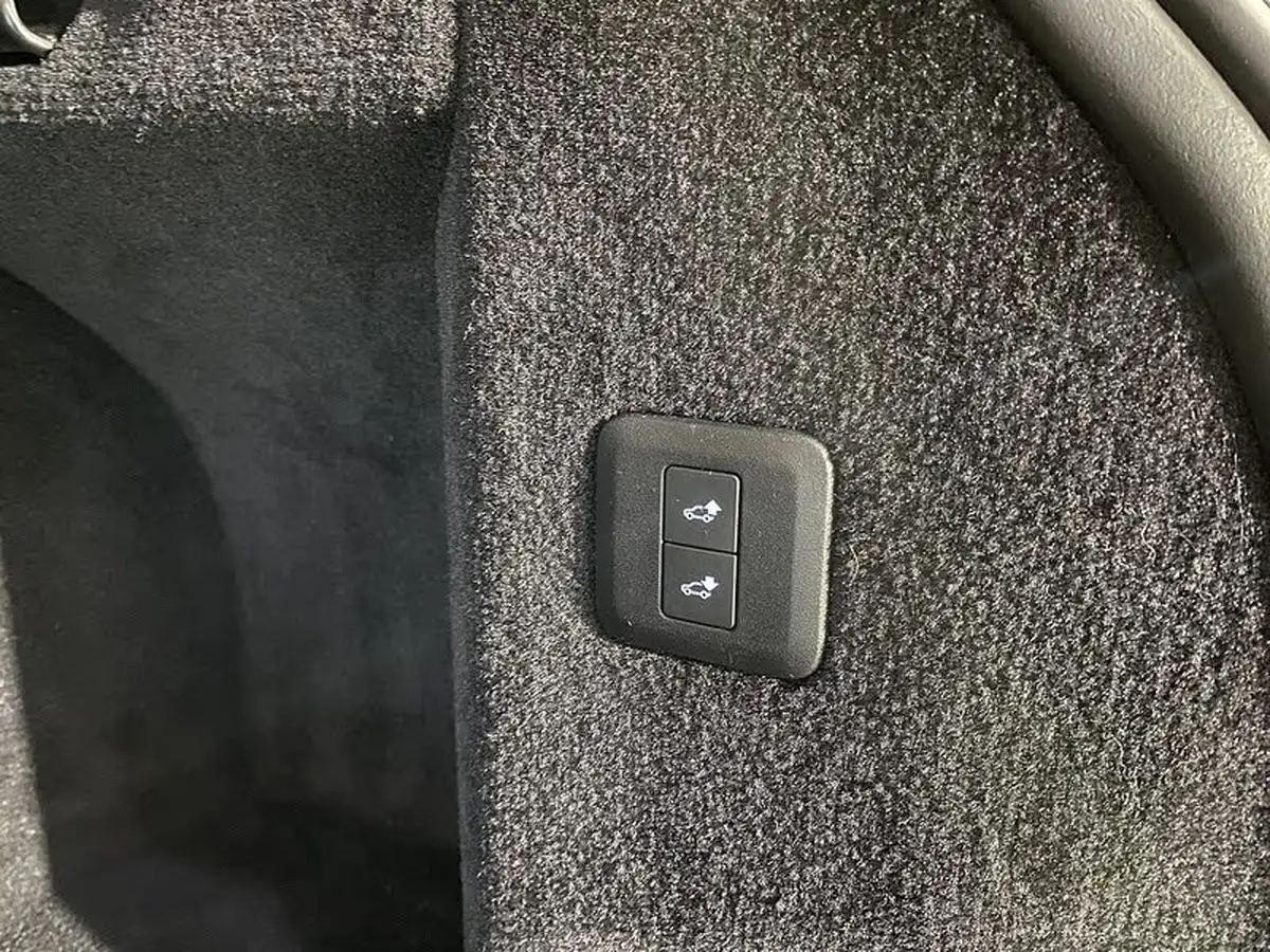2020-land-rover-range-rover-sport-30-sdv6-hse-big-37