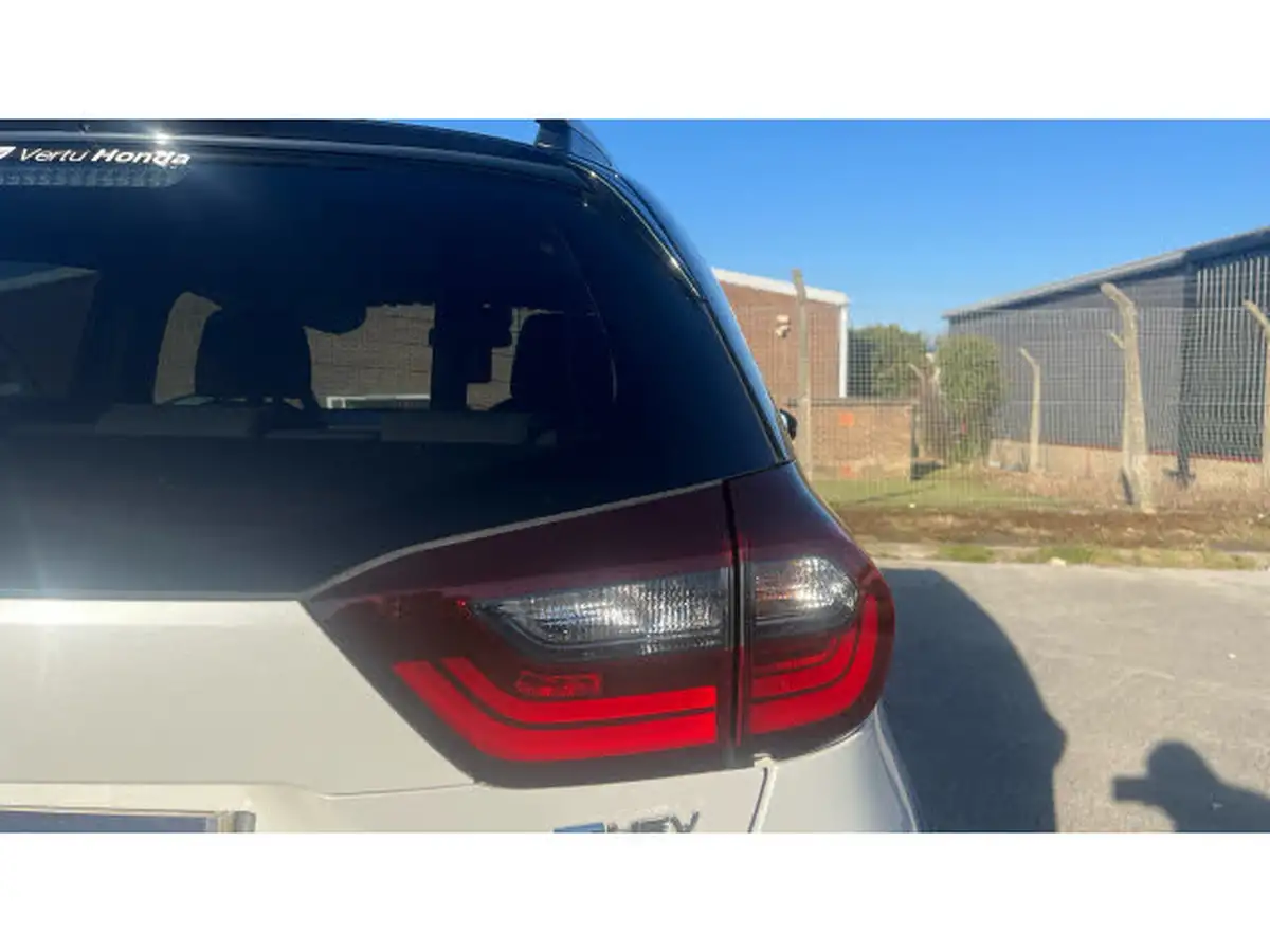 2021-honda-jazz-15-i-mmd-crosstar-ex-107ps-big-24