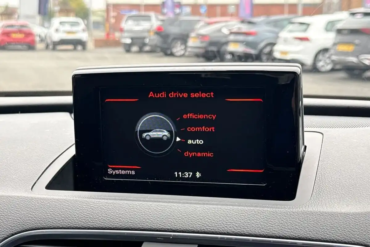 2018-audi-q3-14-tfsi-s-line-edition-tronic-big-47