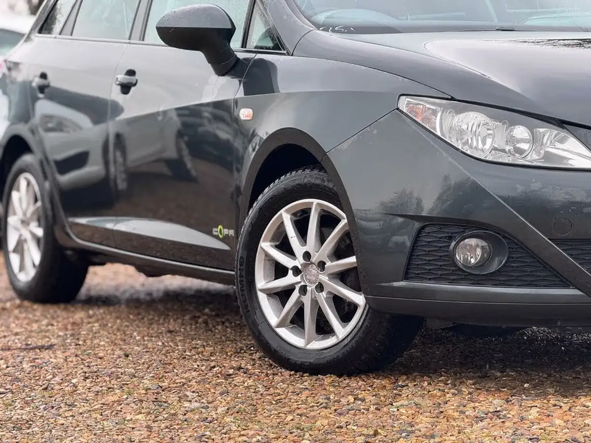 2011-seat-ibiza-12td-s-copa-ecomotive-st-estate-5d-big-3