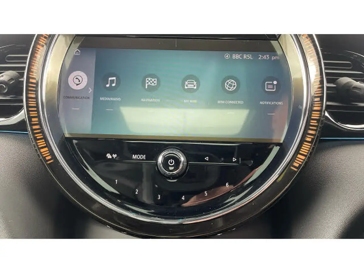 2024-mini-cooper-20-cooper-s-sport-176bhp-premium-plus-auto-hatchback-5d-auto-big-64
