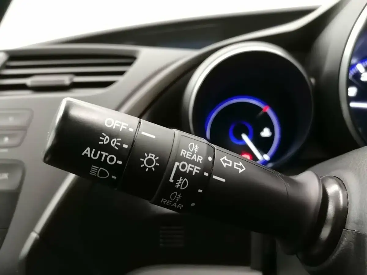 2014-honda-civic-18-es-big-19
