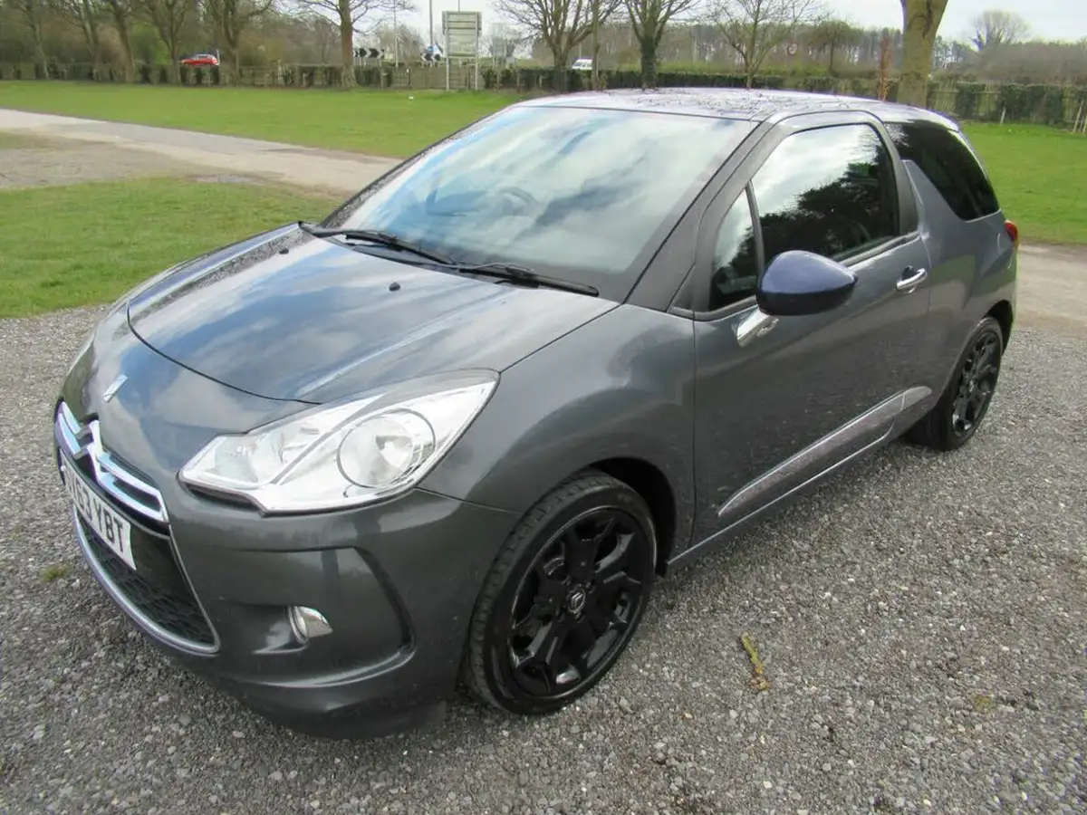 2013-citroen-ds3-16e-hdi-dstyle-plus-airdream-big-0