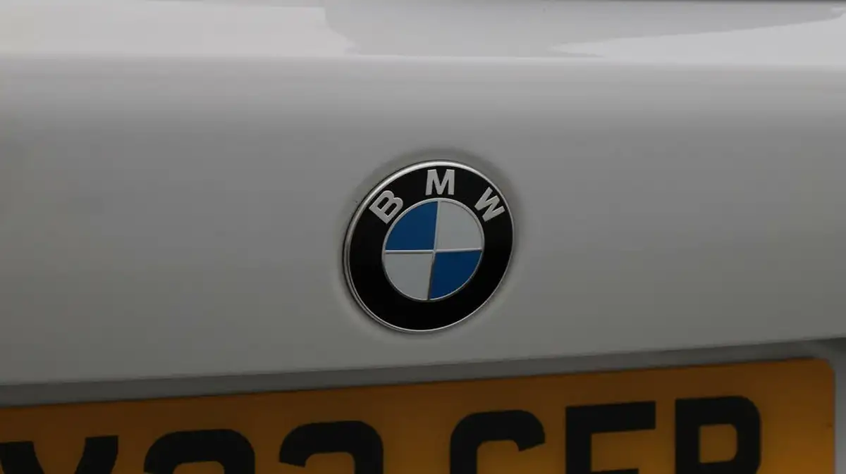 2023-bmw-1-series-15-118i-m-sport-lcp-dct-big-22